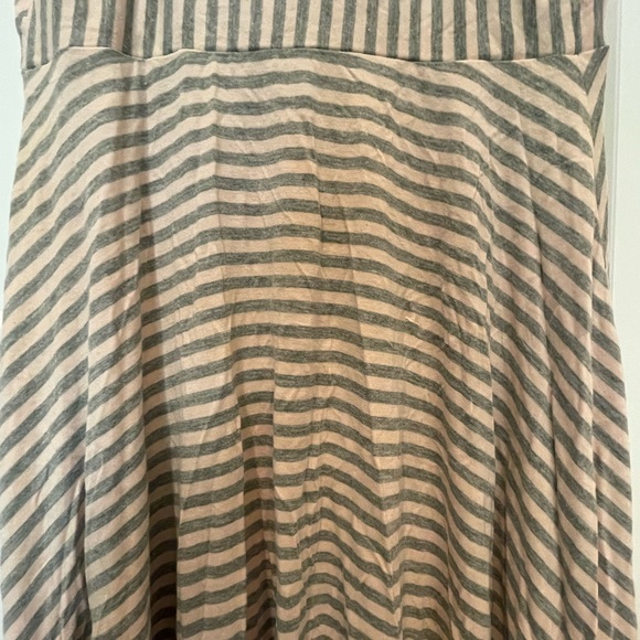 2x maternity/ nursing nightgowns with robe. - Picture 5 of 9